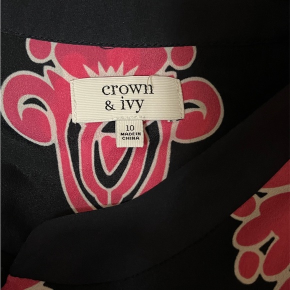 CROWN & IVY brand dress. Size 10. NWOT. - Picture 3 of 3